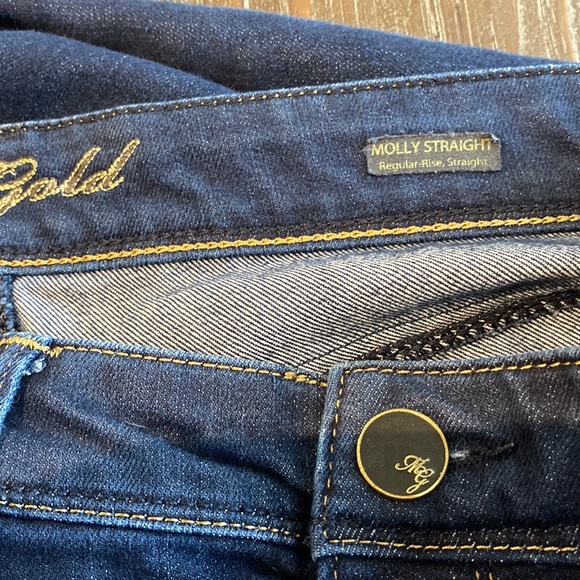 Mavi Gold ladies denim in size 30 x 32. Molly straight regular rise. - Picture 5 of 11